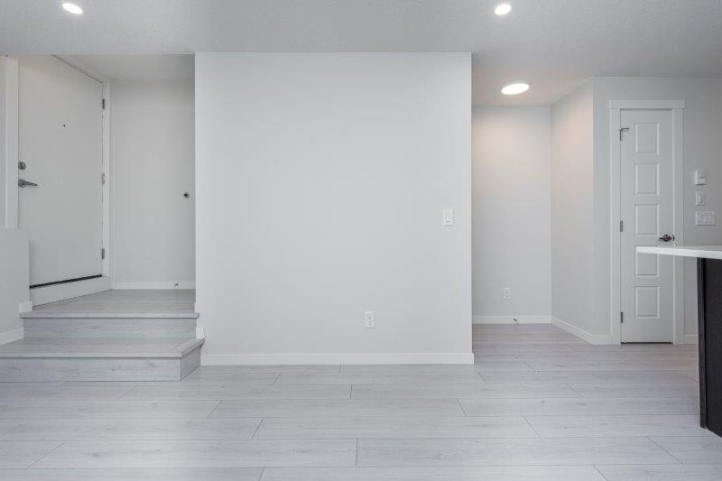 20563 Seton Way Southeast, Calgary, 1 Bedroom Bedrooms, ,1 BathroomBathrooms,Condos/Townhouses,Rented,Zen Sequel,20563 Seton Way Southeast,2762
