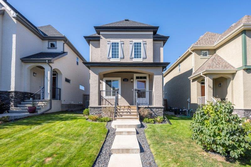 166 Mahogany Heights Southeast, Calgary, 3 Bedrooms Bedrooms, 0 ,2 BathroomsBathrooms,Houses,For Rent,166 Mahogany Heights Southeast,0,2767