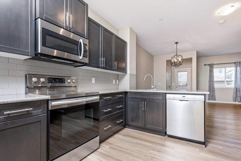 166 Mahogany Heights Southeast, Calgary, 3 Bedrooms Bedrooms, 0 ,2 BathroomsBathrooms,Houses,For Rent,166 Mahogany Heights Southeast,0,2767