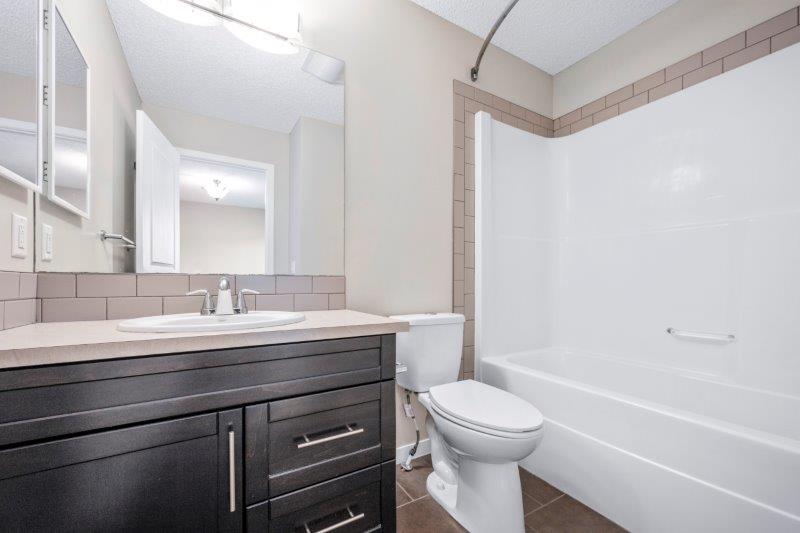166 Mahogany Heights Southeast, Calgary, 3 Bedrooms Bedrooms, 0 ,2 BathroomsBathrooms,Houses,For Rent,166 Mahogany Heights Southeast,0,2767