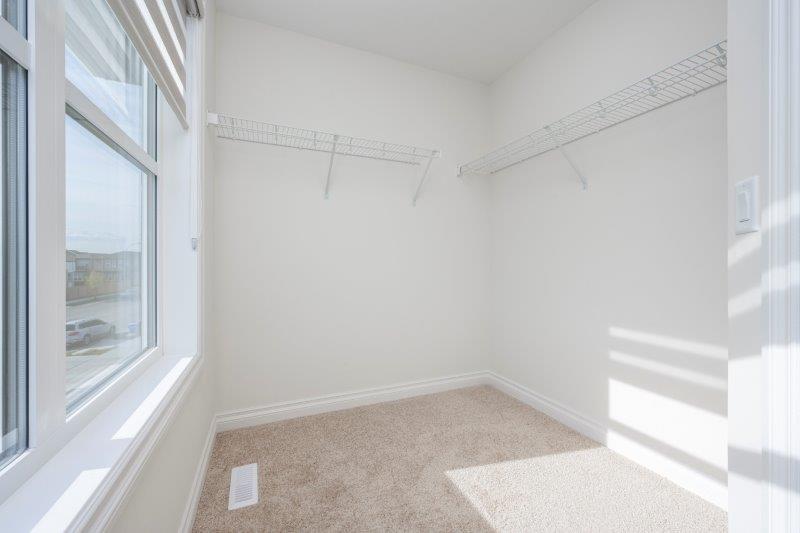 140 Belvedere Dr SE, Calgary, 3.5 Bedrooms Bedrooms, 0 ,2 BathroomsBathrooms,Houses,For Rent,140 Belvedere Dr SE,0,2769