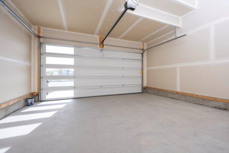 140 Belvedere Dr SE, Calgary, 3.5 Bedrooms Bedrooms, 0 ,2 BathroomsBathrooms,Houses,For Rent,140 Belvedere Dr SE,0,2769