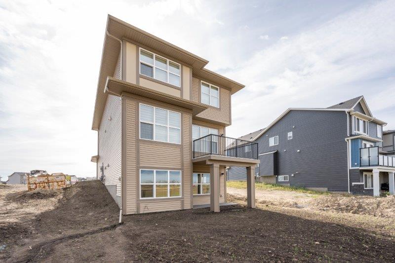 140 Belvedere Dr SE, Calgary, 3.5 Bedrooms Bedrooms, 0 ,2 BathroomsBathrooms,Houses,For Rent,140 Belvedere Dr SE,0,2769