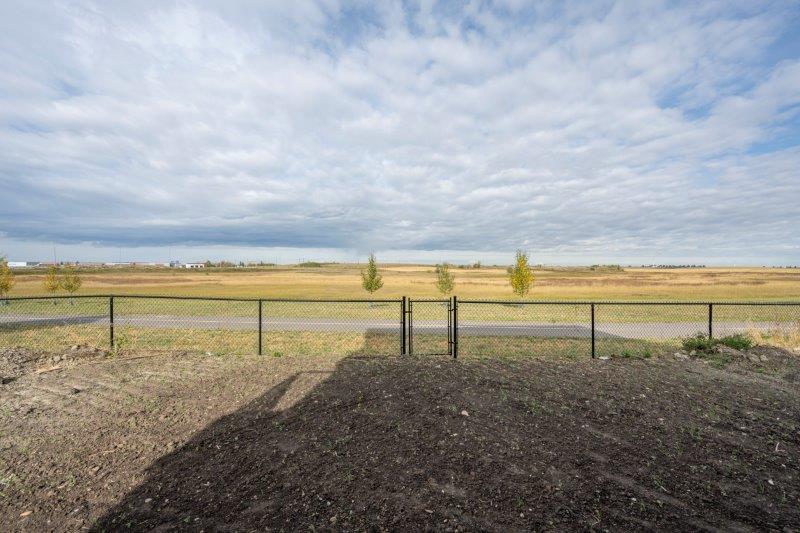 140 Belvedere Dr SE, Calgary, 3.5 Bedrooms Bedrooms, 0 ,2 BathroomsBathrooms,Houses,For Rent,140 Belvedere Dr SE,0,2769