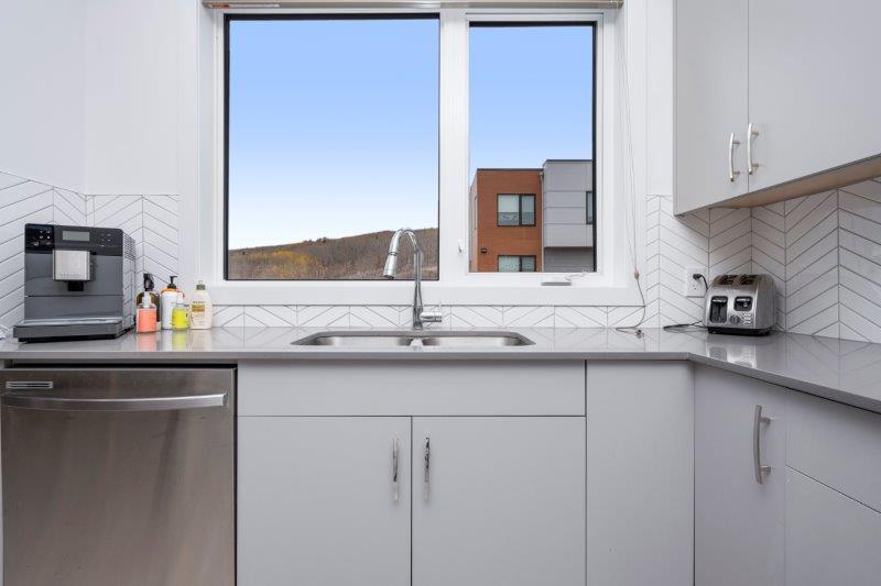 59 Na'a Heights Southwest, Calgary, 2 Bedrooms Bedrooms, ,2.5 BathroomsBathrooms,Condos/Townhouses,For Rent,The Village,59 Na'a Heights Southwest,2779