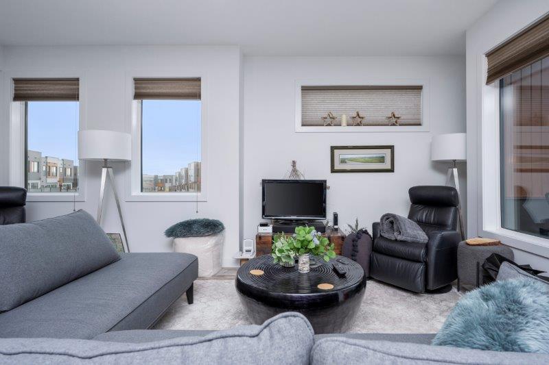 59 Na'a Heights Southwest, Calgary, 2 Bedrooms Bedrooms, ,2.5 BathroomsBathrooms,Condos/Townhouses,For Rent,The Village,59 Na'a Heights Southwest,2779