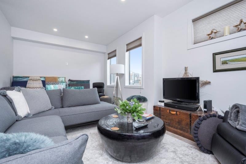 59 Na'a Heights Southwest, Calgary, 2 Bedrooms Bedrooms, ,2.5 BathroomsBathrooms,Condos/Townhouses,For Rent,The Village,59 Na'a Heights Southwest,2779
