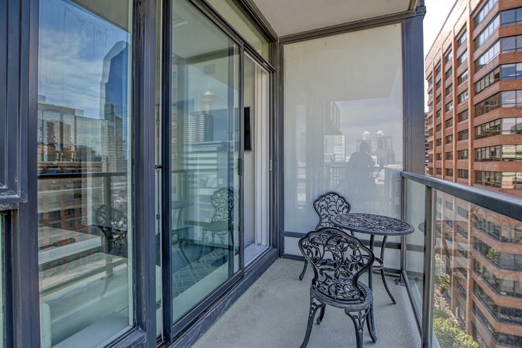 1003, 310 12 Avenue SW, Calgary, 1 Bedroom Bedrooms, ,1 BathroomBathrooms,Condos/Townhouses,Sold,10,2781