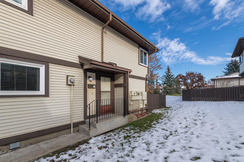 24, 115 Bergen Road NW, Calgary, 3 Bedrooms Bedrooms, ,2 BathroomsBathrooms,Condos/Townhouses,Sold,1,2796