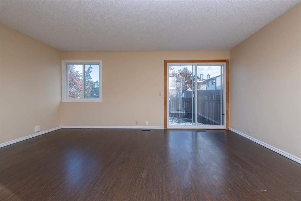 24, 115 Bergen Road NW, Calgary, 3 Bedrooms Bedrooms, ,2 BathroomsBathrooms,Condos/Townhouses,Sold,1,2796