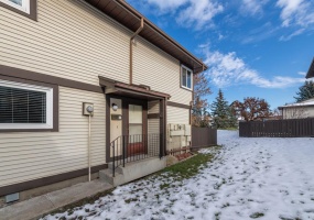 24, 115 Bergen Road NW, Calgary, 3 Bedrooms Bedrooms, ,2 BathroomsBathrooms,Condos/Townhouses,Sold,1,2796