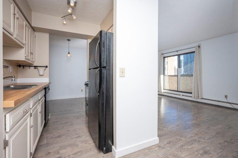 302, 330 15 Ave SW, Calgary, 1 Bedroom Bedrooms, 0 ,1 BathroomBathrooms,Condos/Townhouses,For Rent,Alberta Manor,302, 330 15 Ave SW,0,2801 302, 330 15 Ave SW, Calgary, 1 Bedroom Bedrooms, 0 ,1 BathroomBathrooms,Condos/Townhouses,For Rent,Alberta Manor,302, 330 15 Ave SW,0,2801