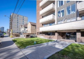 302, 330 15 Ave SW, Calgary, 1 Bedroom Bedrooms, ,1 BathroomBathrooms,Condos/Townhouses,For Rent,Alberta Manor,302, 330 15 Ave SW,2801