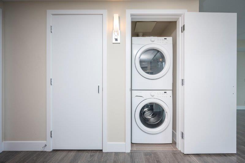 1901, 510 6th Ave SE, Calgary, 1.5 Bedrooms Bedrooms, 0 ,1 BathroomBathrooms,Condos/Townhouses,For Rent,Evolution Pulse,1901, 510 6th Ave SE,0,2802