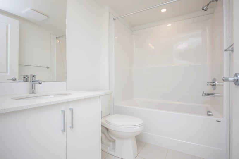 8535 19 Avenue Southeast, Calgary, 4 Bedrooms Bedrooms, 0 ,3 BathroomsBathrooms,Condos/Townhouses,For Rent,Easthills Crossing,8535 19 Avenue Southeast,0,2804