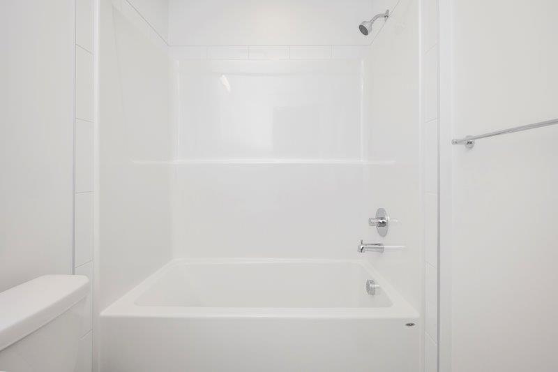 8535 19 Avenue Southeast, Calgary, 4 Bedrooms Bedrooms, 0 ,3 BathroomsBathrooms,Condos/Townhouses,For Rent,Easthills Crossing,8535 19 Avenue Southeast,0,2804
