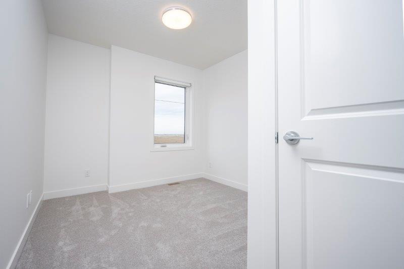 8535 19 Avenue Southeast, Calgary, 4 Bedrooms Bedrooms, 0 ,3 BathroomsBathrooms,Condos/Townhouses,For Rent,Easthills Crossing,8535 19 Avenue Southeast,0,2804