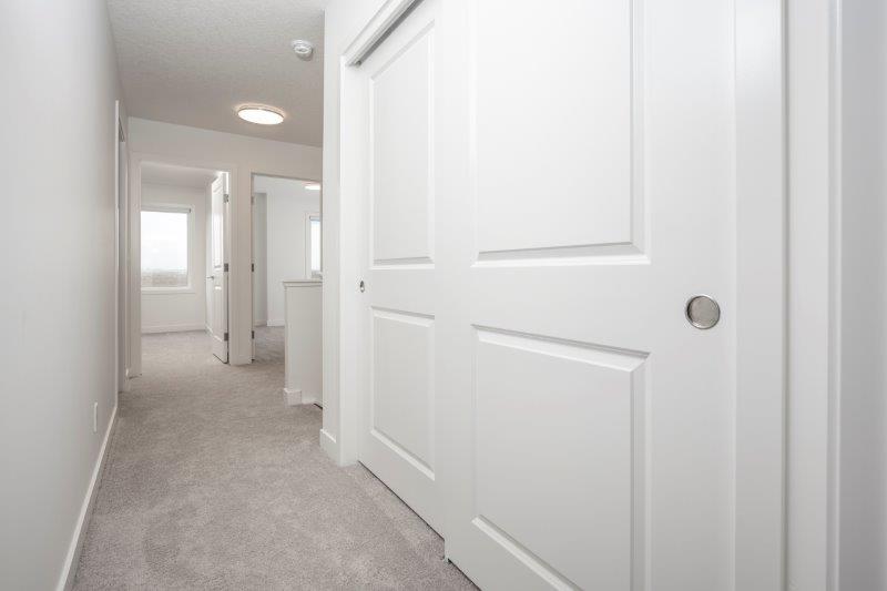 8535 19 Avenue Southeast, Calgary, 4 Bedrooms Bedrooms, 0 ,3 BathroomsBathrooms,Condos/Townhouses,For Rent,Easthills Crossing,8535 19 Avenue Southeast,0,2804