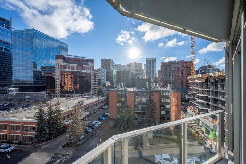 701, 738 1 Avenue Southwest, Calgary, 2 Bedrooms Bedrooms, ,2 BathroomsBathrooms,Condos/Townhouses,For Rent,The Concord,701, 738 1 Avenue Southwest,2813