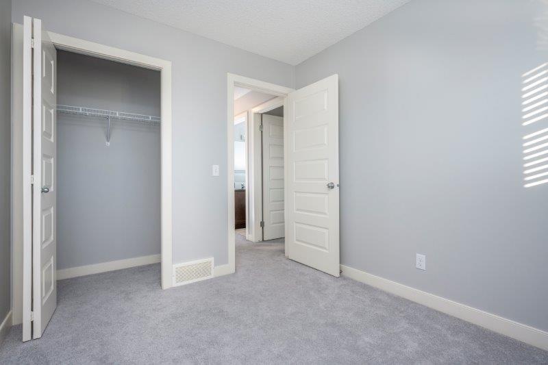 39 Pantego Lane NW, Calgary, 3 Bedrooms Bedrooms, 0 ,2.5 BathroomsBathrooms,Condos/Townhouses,Rented,39 Pantego Lane NW,0,2829