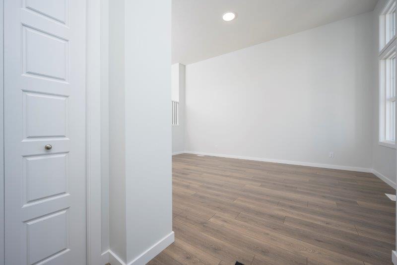387A Magnolia Dr SE, Calgary, 3 Bedrooms Bedrooms, ,2.5 BathroomsBathrooms,Houses,For Rent,387A Magnolia Dr SE,2831