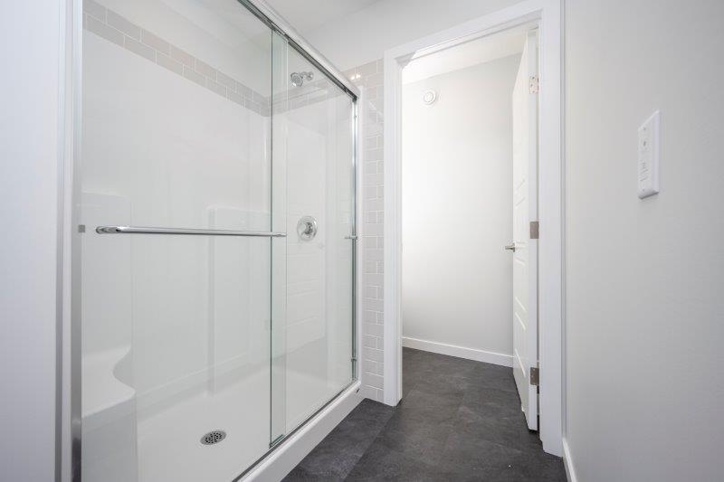 387A Magnolia Dr SE, Calgary, 3 Bedrooms Bedrooms, ,2.5 BathroomsBathrooms,Houses,For Rent,387A Magnolia Dr SE,2831
