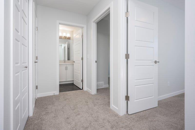 387A Magnolia Dr SE, Calgary, 3 Bedrooms Bedrooms, ,2.5 BathroomsBathrooms,Houses,For Rent,387A Magnolia Dr SE,2831