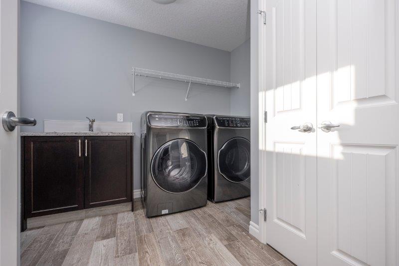19 Cranbrook Lane SE, Calgary, 4 Bedrooms Bedrooms, 0 ,3.5 BathroomsBathrooms,Houses,Rented,19 Cranbrook Lane SE,0,2836