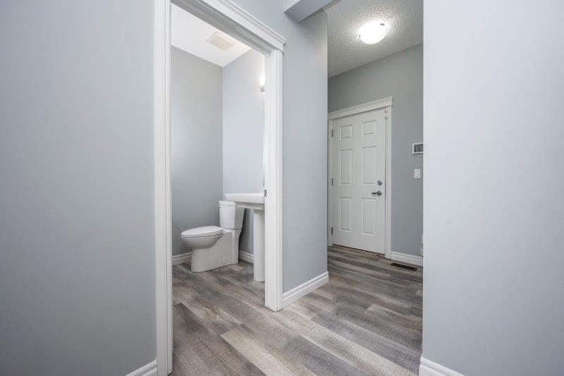 19 Cranbrook Lane SE, Calgary, 4 Bedrooms Bedrooms, 0 ,3.5 BathroomsBathrooms,Houses,Rented,19 Cranbrook Lane SE,0,2836