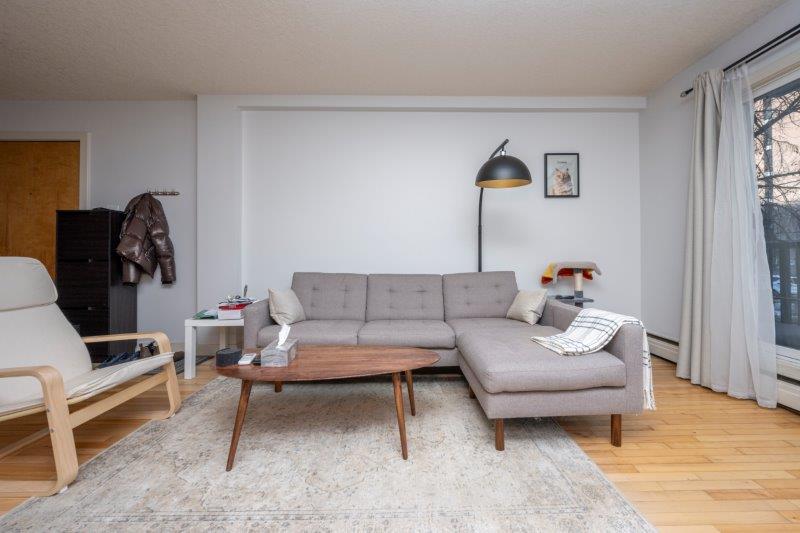 205, 1333 13 Avenue Southwest, Calgary, 2 Bedrooms Bedrooms, ,1 BathroomBathrooms,Condos/Townhouses,Rented,Cabazon,205, 1333 13 Avenue Southwest,2855
