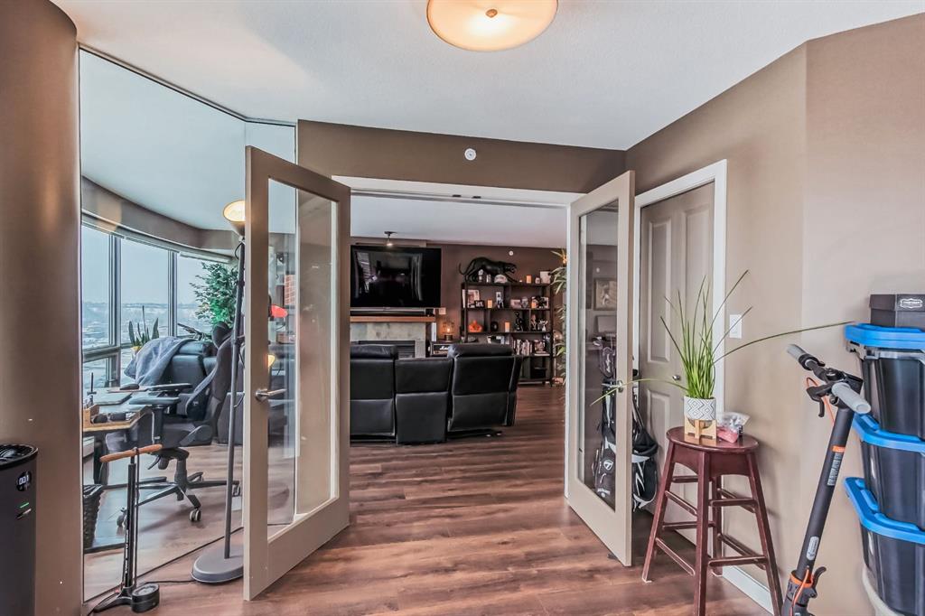 #1601, 1088 6 AVenue SW, Calgary, 2 Bedrooms Bedrooms, ,2 BathroomsBathrooms,Condos/Townhouses,Sold,Barclay At Riverwest,16,2862