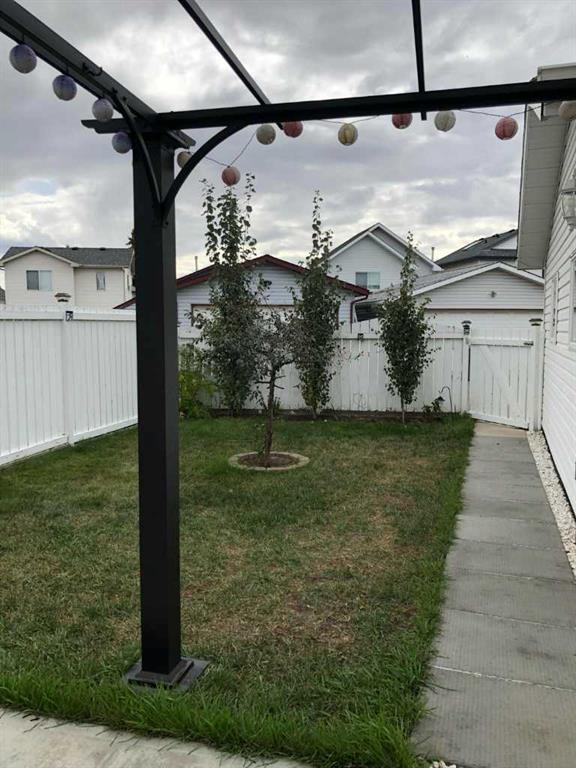 11 Erin Link SE, Calgary, 3 Bedrooms Bedrooms, ,2 BathroomsBathrooms,Houses,Sold,2879