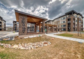 2108, 80 Greenbriar Place NW, Calgary, 2 Bedrooms Bedrooms, ,2 BathroomsBathrooms,Condos/Townhouses,For Sale,1,2892