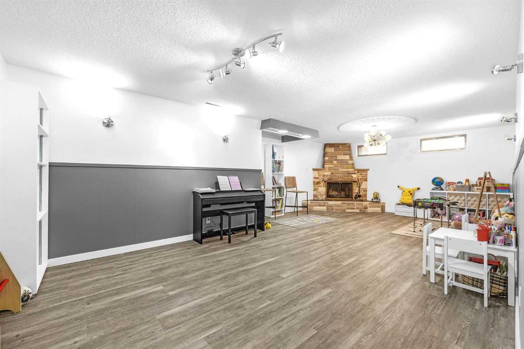2848 42 Street SW, Calgary, 5 Bedrooms Bedrooms, ,2 BathroomsBathrooms,Houses,Sold,2893