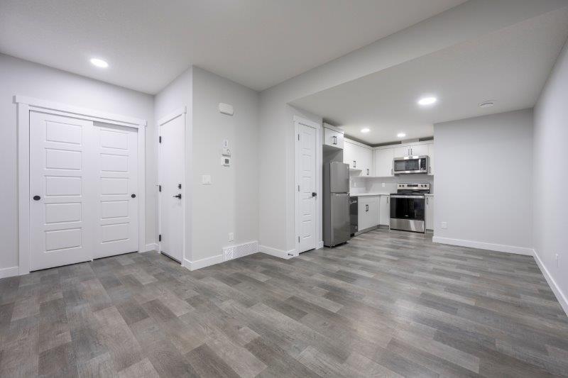 7 Belmont Manor SW, Calgary, 2 Bedrooms Bedrooms, ,1 BathroomBathrooms,Houses,For Rent,7 Belmont Manor SW,2932