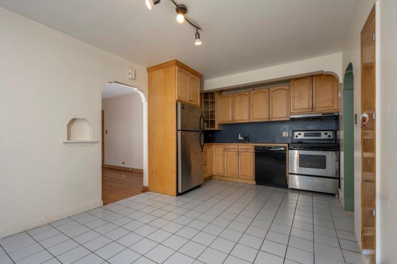 4, 1458 Memorial Drive Northwest, Calgary, 1 Bedroom Bedrooms, 0 ,1 BathroomBathrooms,Condos/Townhouses,For Rent,4, 1458 Memorial Drive Northwest,0,2937