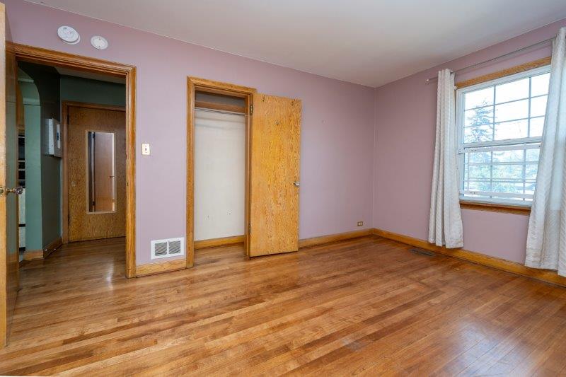 4, 1458 Memorial Drive Northwest, Calgary, 1 Bedroom Bedrooms, 0 ,1 BathroomBathrooms,Condos/Townhouses,For Rent,4, 1458 Memorial Drive Northwest,0,2937