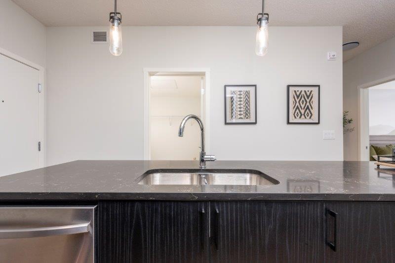 105, 80 Carrington Plaza NW, Calgary, 1 Bedroom Bedrooms, 0 ,1 BathroomBathrooms,Condos/Townhouses,For Rent,Carrington Place,105, 80 Carrington Plaza NW,0,2940