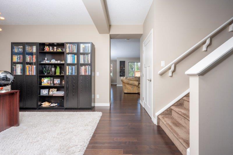 242 Panamount Landing NW, Calgary, 4 Bedrooms Bedrooms, 0 ,3.5 BathroomsBathrooms,Houses,For Rent,242 Panamount Landing NW,0,2942