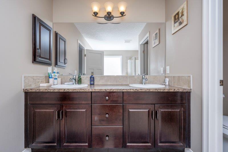 242 Panamount Landing NW, Calgary, 4 Bedrooms Bedrooms, 0 ,3.5 BathroomsBathrooms,Houses,For Rent,242 Panamount Landing NW,0,2942