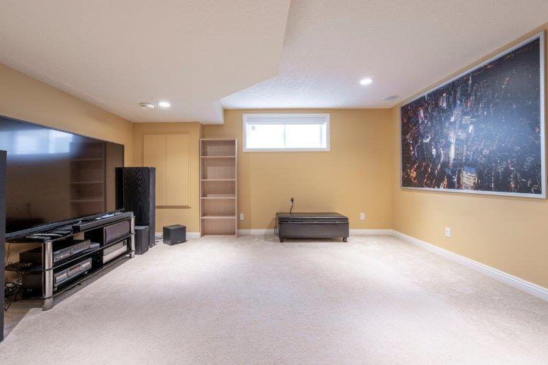 242 Panamount Landing NW, Calgary, 4 Bedrooms Bedrooms, 0 ,3.5 BathroomsBathrooms,Houses,For Rent,242 Panamount Landing NW,0,2942
