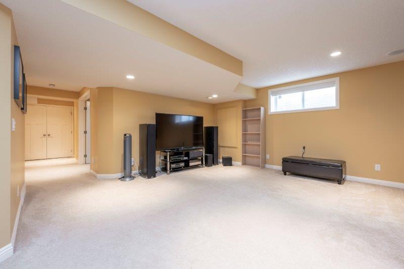 242 Panamount Landing NW, Calgary, 4 Bedrooms Bedrooms, 0 ,3.5 BathroomsBathrooms,Houses,For Rent,242 Panamount Landing NW,0,2942