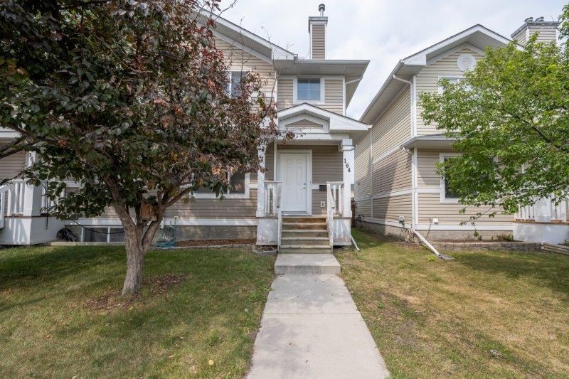 164 Bridleridge Gardens SW, Calgary, 3 Bedrooms Bedrooms, 0 ,1.5 BathroomsBathrooms,Houses,For Rent,164 Bridleridge Gardens SW,0,2951