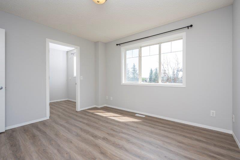 164 Bridleridge Gardens SW, Calgary, 3 Bedrooms Bedrooms, 0 ,1.5 BathroomsBathrooms,Houses,For Rent,164 Bridleridge Gardens SW,0,2951