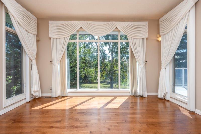 162 Schiller Crescent NW, Calgary, 4 Bedrooms Bedrooms, 0 ,3.5 BathroomsBathrooms,Houses,Rented,162 Schiller Crescent NW,0,2975