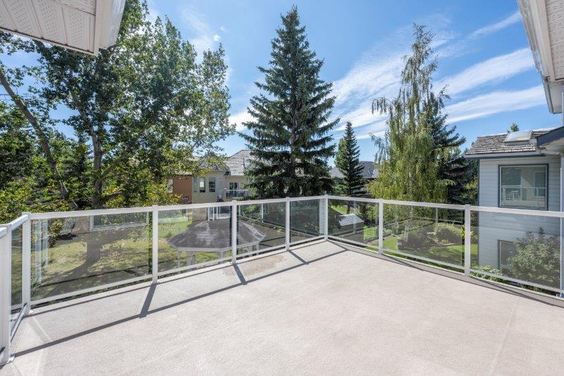 162 Schiller Crescent NW, Calgary, 4 Bedrooms Bedrooms, 0 ,3.5 BathroomsBathrooms,Houses,Rented,162 Schiller Crescent NW,0,2975