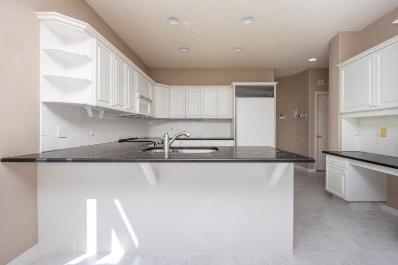 162 Schiller Crescent NW, Calgary, 4 Bedrooms Bedrooms, 0 ,3.5 BathroomsBathrooms,Houses,Rented,162 Schiller Crescent NW,0,2975