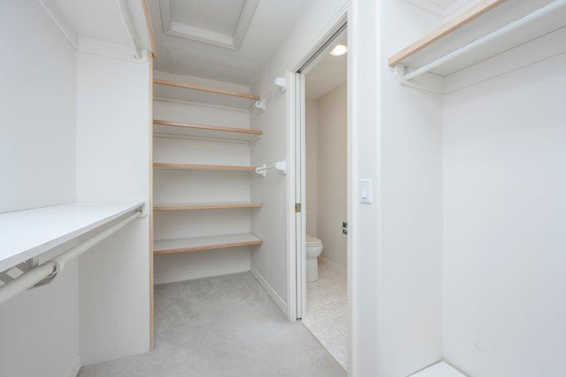 162 Schiller Crescent NW, Calgary, 4 Bedrooms Bedrooms, 0 ,3.5 BathroomsBathrooms,Houses,Rented,162 Schiller Crescent NW,0,2975
