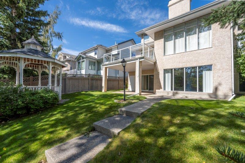 162 Schiller Crescent NW, Calgary, 4 Bedrooms Bedrooms, 0 ,3.5 BathroomsBathrooms,Houses,Rented,162 Schiller Crescent NW,0,2975