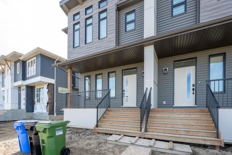 20405 45 St SE, Calgary, 3 Bedrooms Bedrooms, 0 ,2.5 BathroomsBathrooms,Houses,For Rent,20405 45 St SE,0,2981